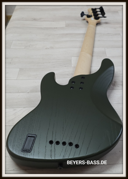 FGN J-Standard Mighty Jazz 5 Dark Evolution, Open Pore Olive Green